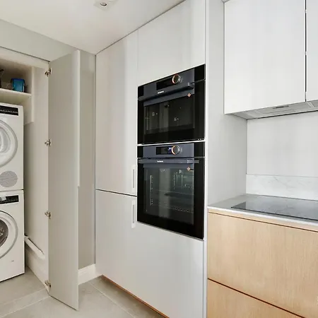 Cmg Saint Honore / Madeleine Apartment *
