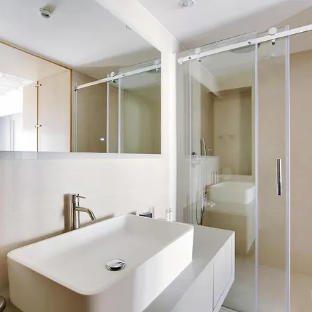 Cmg Saint Honore / Madeleine Apartment Paris